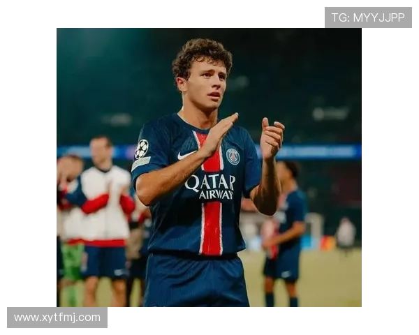 维蒂尼亚表现评价两极分化：战术角色与比赛影响力解析