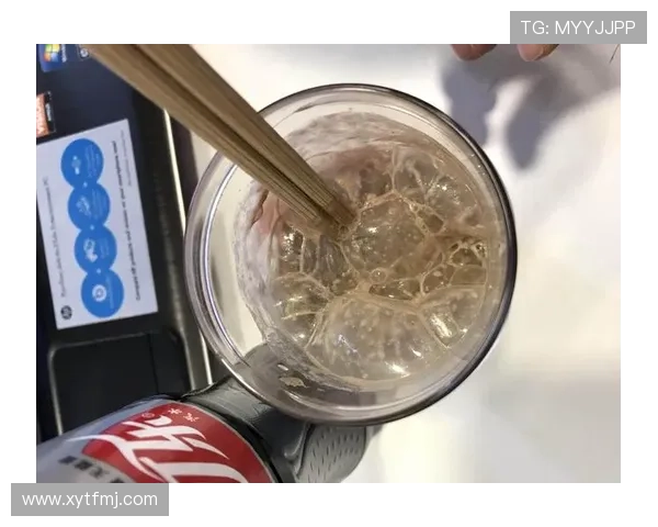 马琳家的冰箱里塞满蛋白粉,连饮料都是按毫升算的